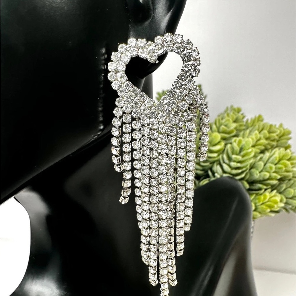 Elegant Silver Heart Dangle Earrings